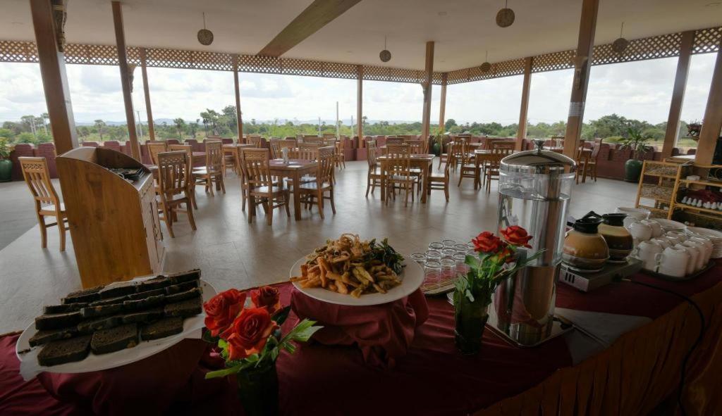 Bagan Emerald Hotel Nyaung-U Экстерьер фото