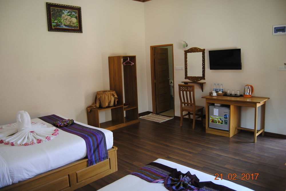 Bagan Emerald Hotel Nyaung-U Экстерьер фото