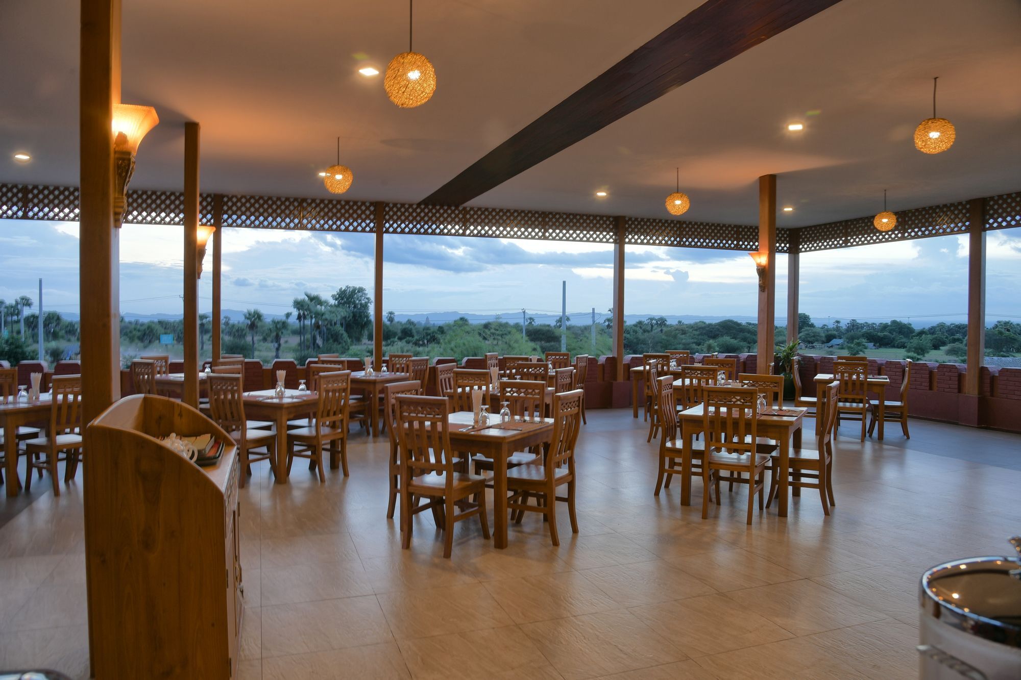 Bagan Emerald Hotel Nyaung-U Экстерьер фото